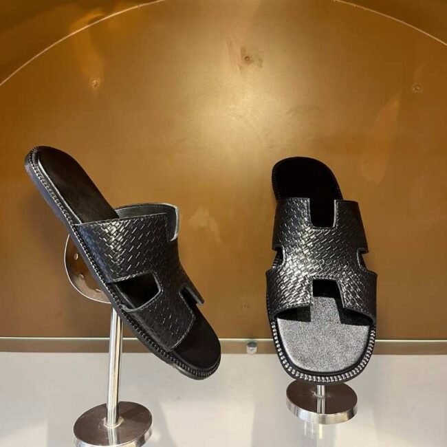 Black-Braided-Slippers1