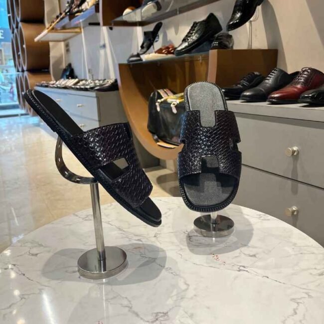 Dark-Brown-Braided-Slippers (3) Dark-Brown-Braided-Slippers (3)