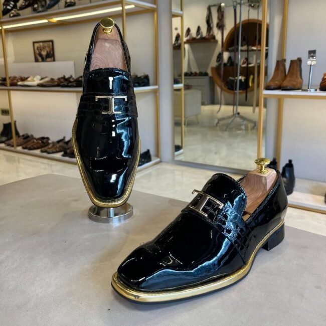 Patent-Croco-Limited-Edition-Moccasins (2) Patent-Croco-Limited-Edition-Moccasins (2)